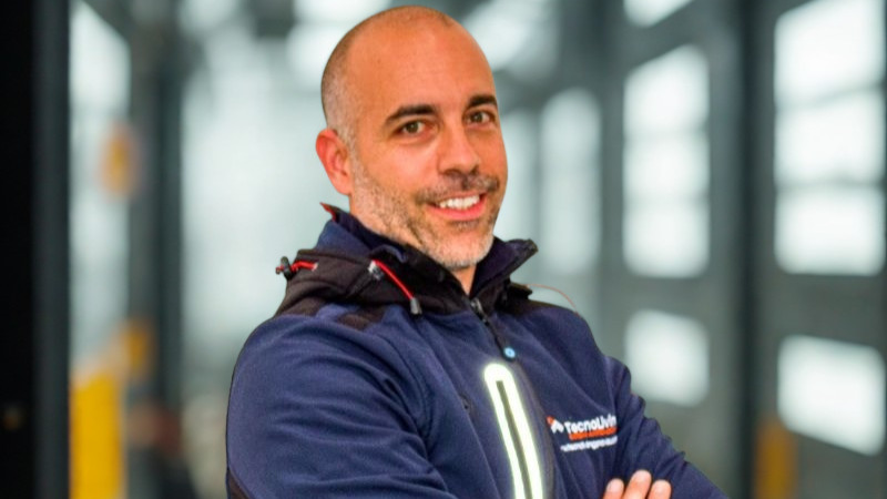 Sicurezza Verticale: Guida Completa all'uso dei Sistemi Anticaduta a Binario Fallprotec 2 Luca Pagani